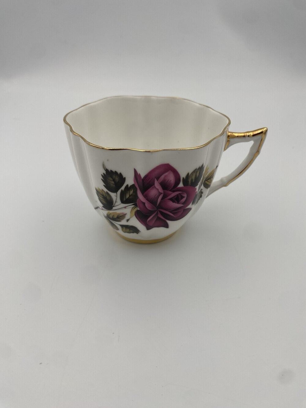 BONE CHINA ROYAL LANBIL TEA CUP GREEN W/ RED ROSE GOLD TRIM MADE IN ENGLAND
